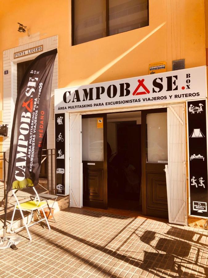 Campobase.Box Hostel El Medano  Bagian luar foto